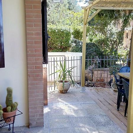 Appartamento La Giunchiglia Asís Exterior foto