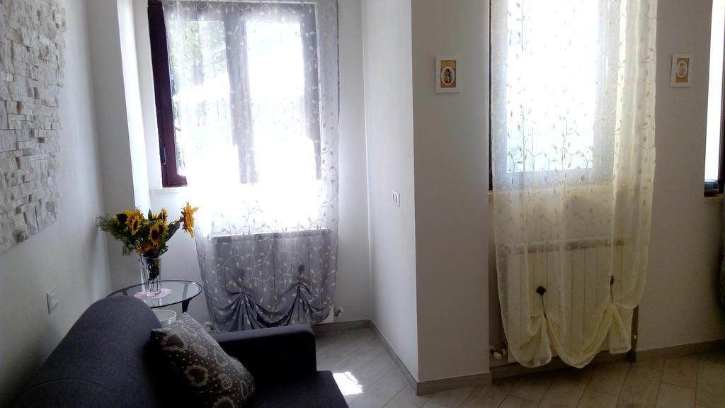 Appartamento La Giunchiglia Asís Exterior foto