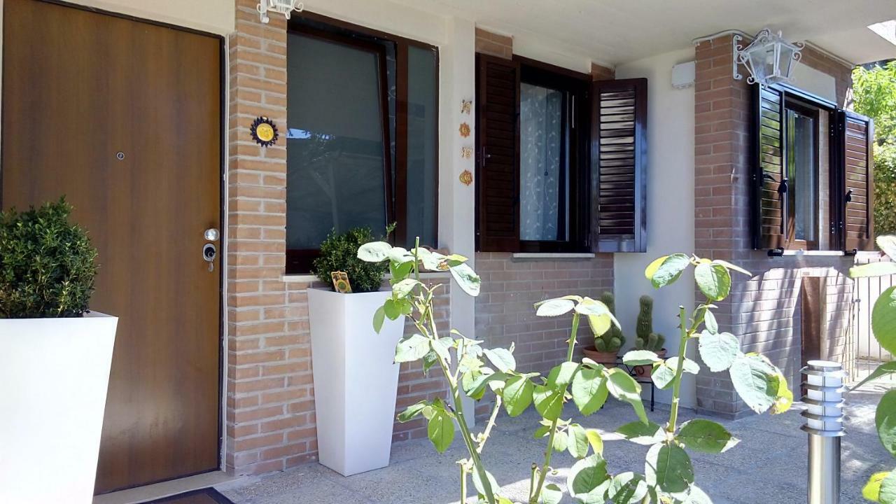 Appartamento La Giunchiglia Asís Exterior foto